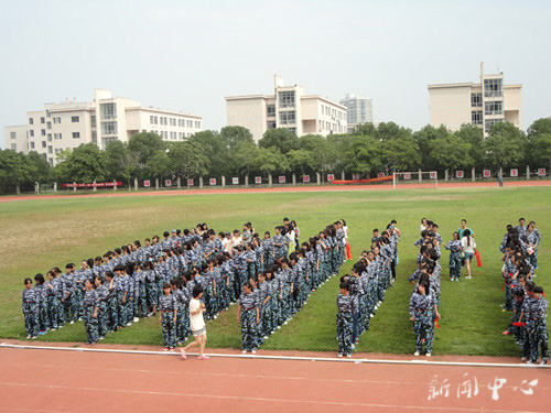 学玩合一，新生文体节欢乐多