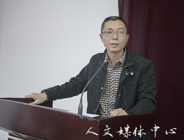 bv伟德源自英国始于1946举行第八届十佳大学生评选会