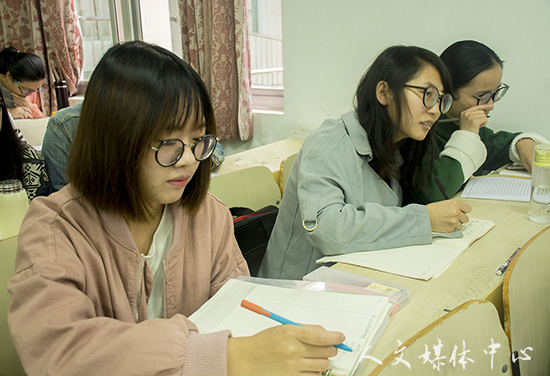 两地乡愁，一品诗歌 中学名师进大学课堂系列第三季第二讲